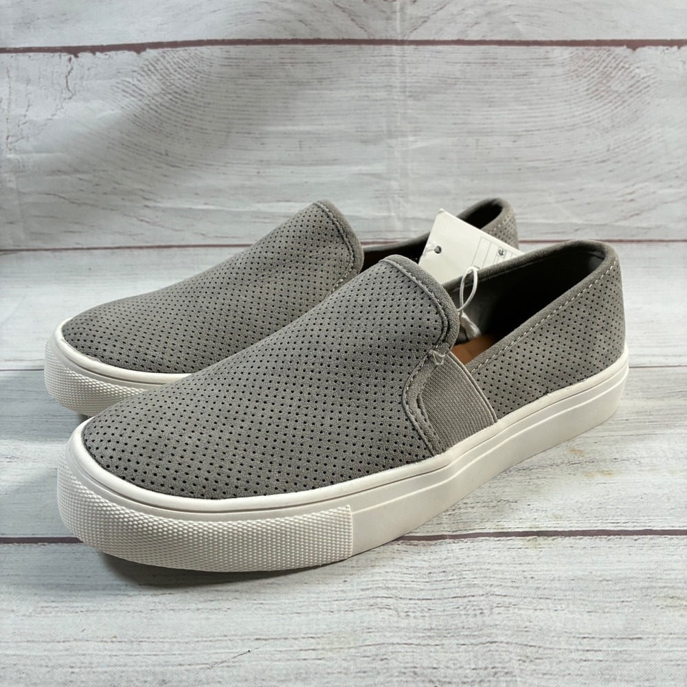 Universal Thread Slip On Sneakers Womens 5.5 Gray Rose Perforated Faux Suede NWT
